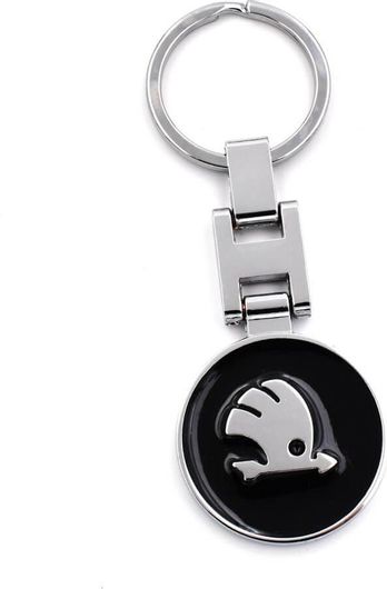 Μπρελόκ Ασημί Μεταλλικό Skoda με Μαύρο Φόντο