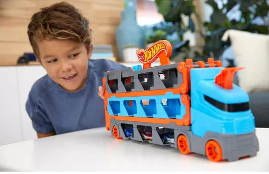 Σετ Φορτηγό Mattel Hot Wheels Speedway Hauler για 4+ Ετών