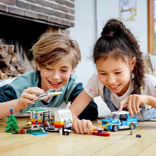 Lego Creator 3-in-1: Caravan Family Holiday για 9+ Ετών #31108