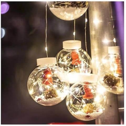 Χριστουγεννιάτικα Φωτάκια Κουρτίνα 10 Άγιος Βασίλης Διάφανες Μπάλες Θερμό Χρώμα 3m