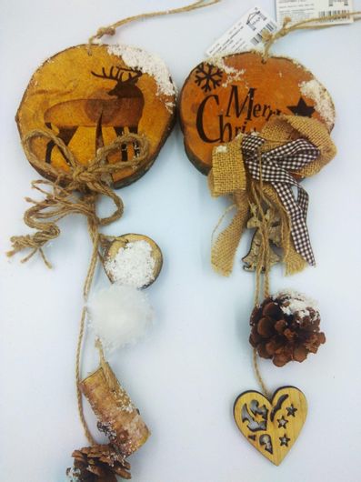 Διακοσμητικό Κρεμαστό 04.LY-176 με Κουκουνάρι Ξύλινο