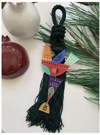 Γούρι Πουλί Κρεμαστό με Φούντα Πολύχρωμο