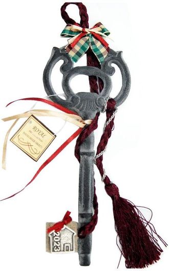 Γούρι Royal Art Collection 191209GRE Κλειδί με Φούντα Μπορντώ