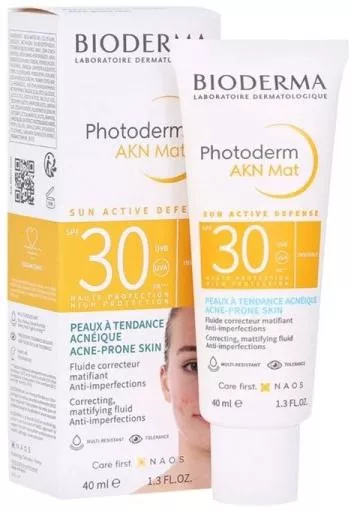 Αντηλιακό Προσώπου Bioderma Photoderm AKN Mat Fluid Αδιάβροχη Κρέμα SPF30 40ml
