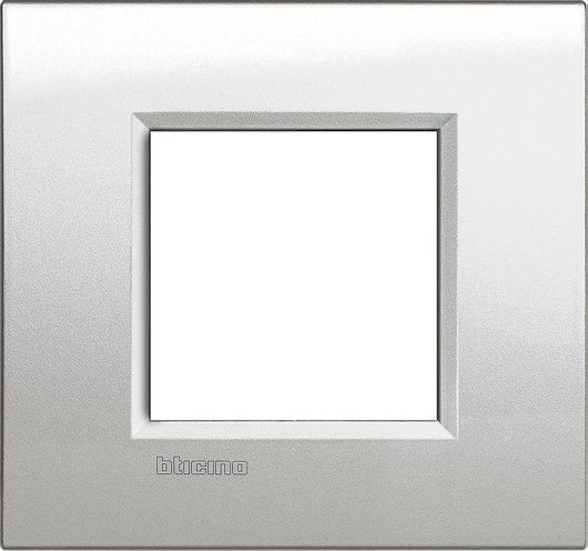 Πλαίσιο Διακόπτη Legrand Bticino Living Light 1 Θέσης Κάθετης Τοποθέτησης 2 Στοιχείων Ασημί LNA4802GL