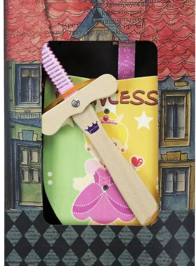 Πασχαλινή Λαμπάδα Synchronia LA23023A με Ασπίδα & Σπαθί Πριγκίπισσα Σάπιο Μήλο