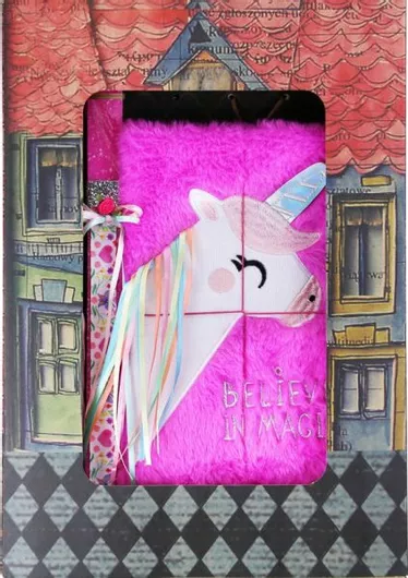 Πασχαλινή Λαμπάδα Synchronia με Λούτρινο & Τετράδιο "Μονόκερος"