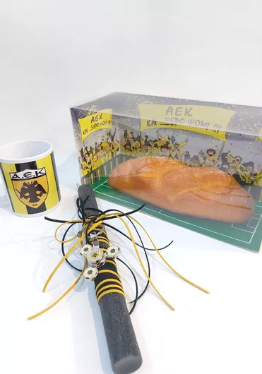 Πασχαλινή Λαμπάδα L76559-A ΑΕΚ με Μπρελόκ Αρωματική Σετ με Κούπα & Ξερό Ψωμί Μαύρο