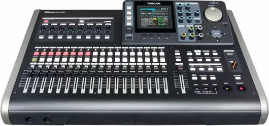 Κονσόλα Tascam DP-24SD Ψηφιακή 24 Καναλιών με Phantom Power & 8 Εισόδους XLR