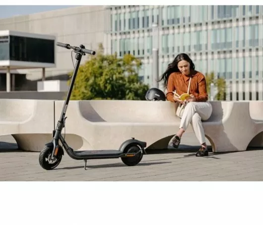 Ηλεκτρικό Πατίνι Segway Ninebot KickScooter F2E Μαύρο