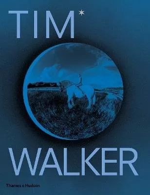 Tim Walker: Shoot for the Moon Thames &amp; Hudson Ltd 1001