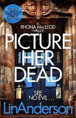 Picture Her Dead Lin Anderson Pan Books 2021 Paperback / softback