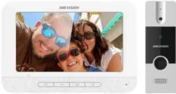 Σετ Θυροτηλεόρασης Hikvision με 3 Αναλογικές Κάμερες & Οθόνες