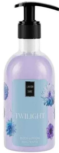 Lavish Care Twilight Ενυδατική Lotion Σώματος με Aloe Vera & Άρωμα Πούδρα για Πολύ Ξηρές Επιδερμίδες 300ml