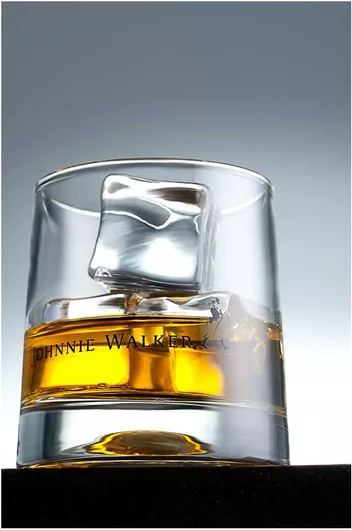Πίνακας Glass of Whisky with Ice Ποτήρι ουίσκι με πάγο 130x200cm