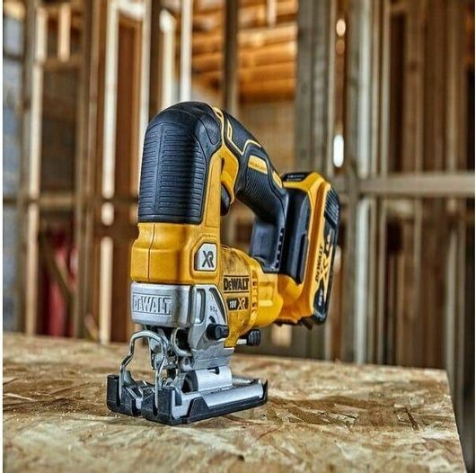 Σέγα Dewalt DCS334N 18V Χωρίς Μπαταρία Brushless