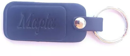 Μπρελόκ Δερμάτινο με όνομα ΜΑΡΙΑ Μαυρο 10*3cm (ΣΥΣΚΕΥΑΣΙΑ ΔΩΡΟΥ)