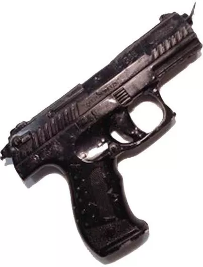 Πασχαλινή Λαμπάδα Χειροποίητη σε σχήμα Πιστόλι