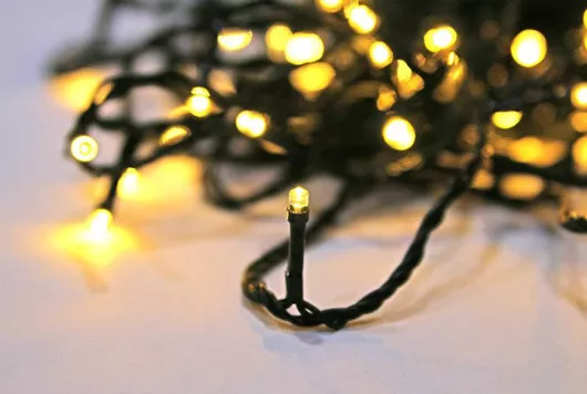 Λαμπάκια 200 Led 15m σε Σειρά με Πράσινο Καλώδιο & Προγράμματα Adeleq Θερμό Λευκό