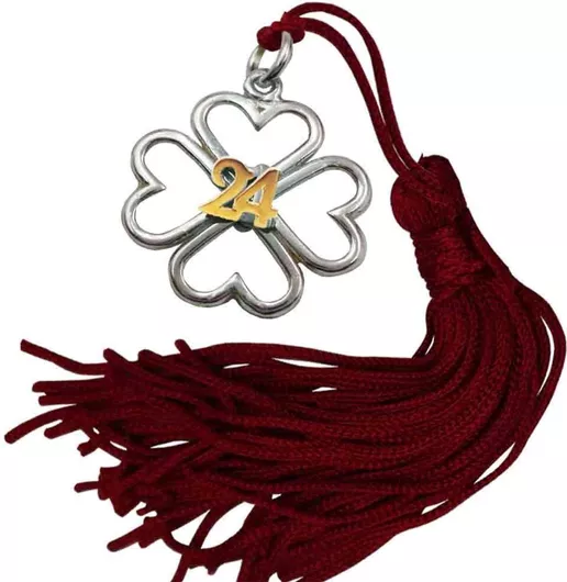 Χριστουγεννιάτικο Γούρι απο Ασήμι 925° με Τετράφυλλο (2,5 X 2cm)