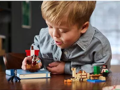 Lego Minecraft The Pirate Ship Voyage για 8+ Ετών #21259