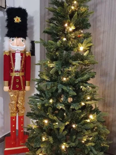 Χριστουγεννιάτικο Δέντρο Πράσινο με Πλαστική Βάση