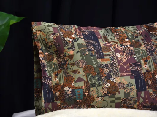 Μαξιλαροθήκη Decotelia Σατέν πράσινο εμπριμέ 50Χ70 Premium Olive Maze