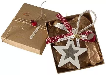 Χειροποίητo Γούρι 2025 ArtFull Hand Κρεμαστό Ξύλινο Αστέρι Δίχρωμο σε Κουτί 8x16cm