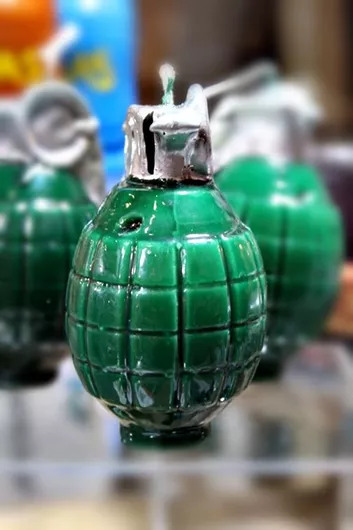 Πασχαλινή Λαμπάδα Χειροβομβίδα 10x5cm