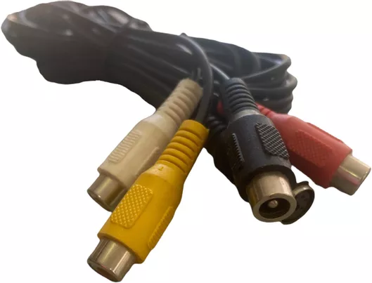 S-VIDEO TO 3RCA FEMALE WITH POWER INPUT 2M OEM