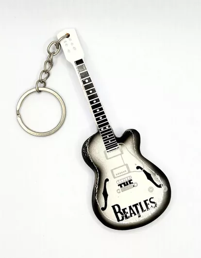 Μπρελόκ Titos Shop Κιθάρα The Beatles Bkr994 με Μαγνήτη Ξύλινο Λευκό