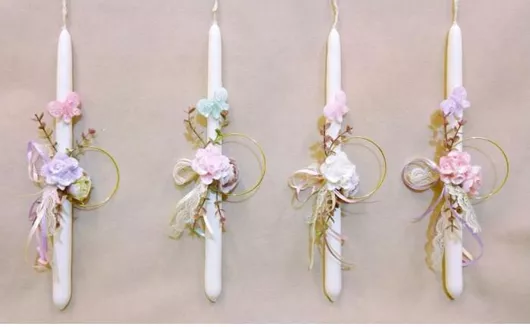 Πασχαλινή Λαμπάδα Αρωματική Λουλούδια σε Στεφάνι 23142