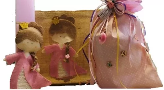 Πασχαλινή Λαμπάδα Σετ Αρωματική Λαμπάδα Πριγκίπισσα + Τσάντα + Σοκολατένιο Αυγό 150γρ 23157