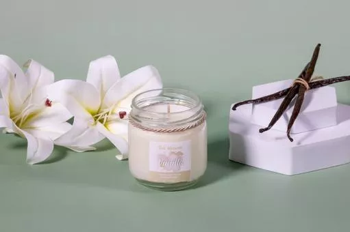 Κερί Αρωματικό Fiore Domenica σε Βάζο Iris Blossom 212ml Λευκό