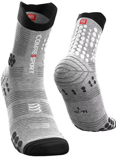 Compressport V3 Trail Running Κάλτσες Γκρι 1 Ζεύγος