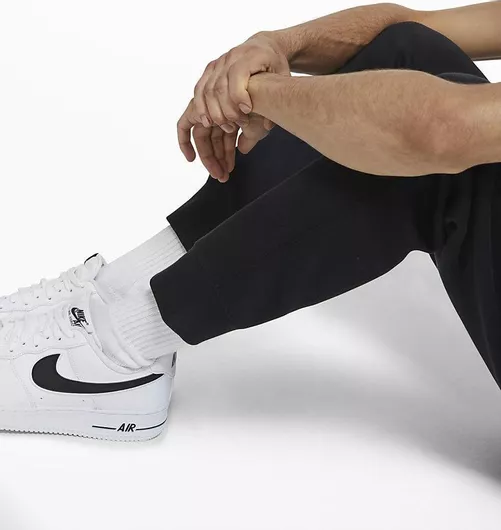 Nike Sportswear Club Παντελόνι Φόρμας με Λάστιχο Μαύρο