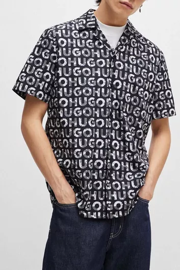 Hugo Boss Κοντομάνικο Βαμβακερό Πουκάμισο σε Φαρδιά Γραμμή Μαύρο
