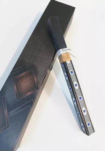 Πασχαλινή Λαμπάδα Στρογγυλή Αρωματική, Χειροποίητη & με Κουτί Μαύρη