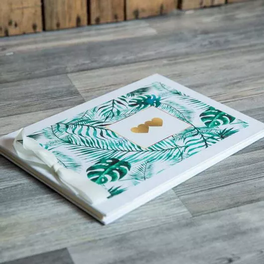 ΒΙΒΛΙΟ ΕΥΧΩΝ 29Χ24CM ΜΕ ΚΟΡΔΕΛΑ ΚΑΡΔΙΕΣ ΦΥΛΛΑ