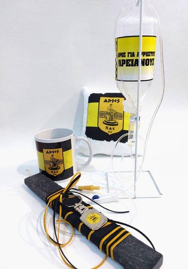 Πασχαλινή Λαμπάδα Άρης με Μπρελόκ Σετ με Διακοσμητικό της Ομάδας mini Μαξιλαράκι & Ίδια Κούπα Κίτρινο