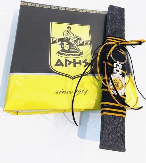 Πασχαλινή Λαμπάδα Άρης με Μπρελόκ & Άλμπουμ της Ομάδας Κίτρινο