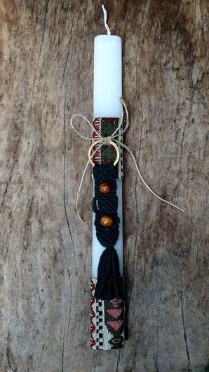 Πασχαλινή Λαμπάδα με Διακοσμητικό Λαδί & Μακραμέ Μπρελόκ