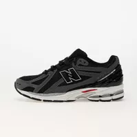 variation-icon-Black / Castlerock