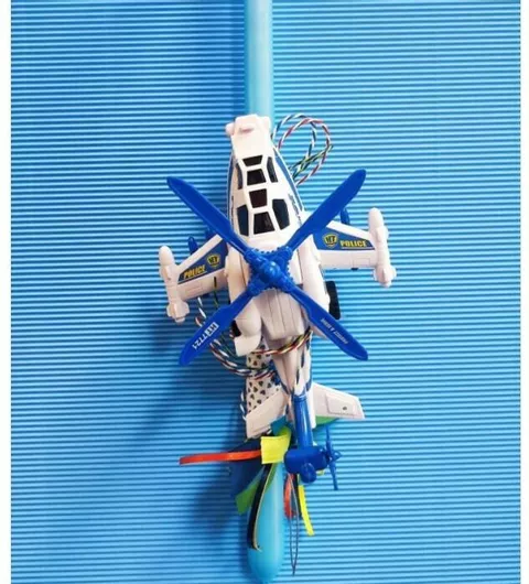 Χειροποίητη Λαμπάδα Ελικόπτερο Police Φρίξιον Κατασκευαστής: Place MPN: 25013 Διαστάσεις:  Τεμάχια:  Χρώμα: 