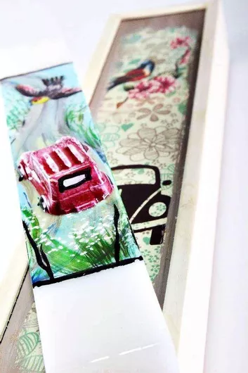 Πασχαλινή Λαμπάδα Στρογγυλή με Κουτί