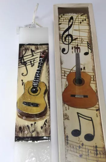 Λαμπάδα Κλασσική Κιθάρα Ξύλινο Κουτί | Manufacturer: place | MPN: mpn | Διαστάσεις: 28x7 | Ποσότητα: 1 | Χρώμα: 