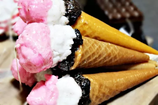 Πασχαλινή Λαμπάδα Στρογγυλή Παγωτο 25cm.