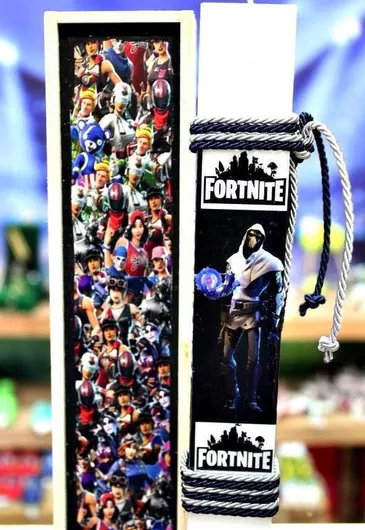 Πασχαλινή Λαμπάδα Στρογγυλή με Κουτί Μπαλα 28cm.