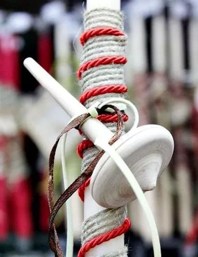 Πασχαλινή Λαμπάδα Στρογγυλή