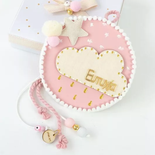 Γούρι Chez Art Κρεμαστό από Ξύλο